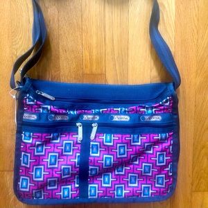 LeSportsac Shoulder/Crossbody Deluxe Messenger Bag